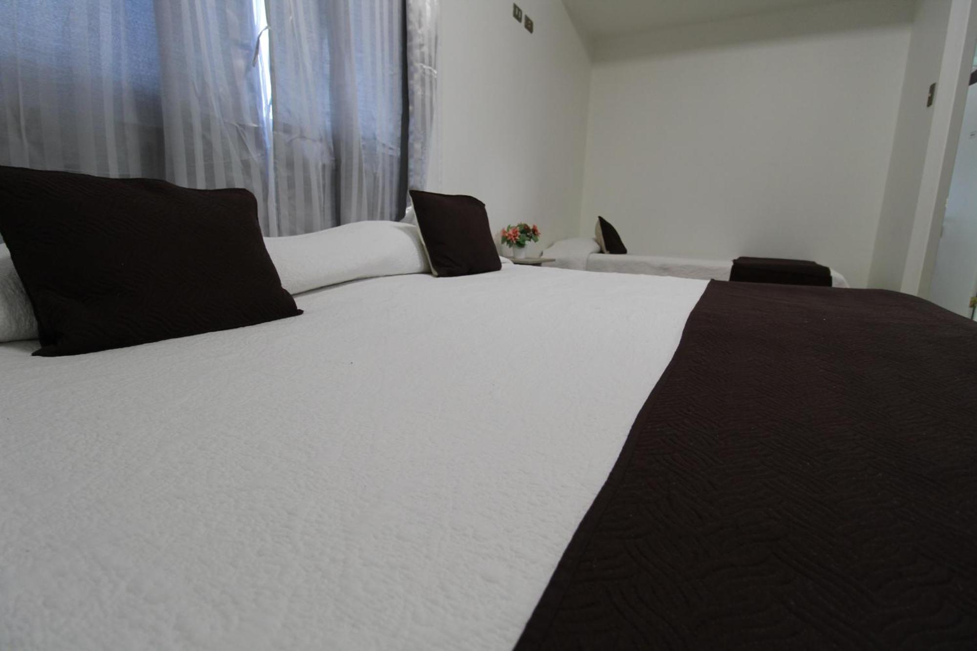Juku Hostal Calama Exterior foto